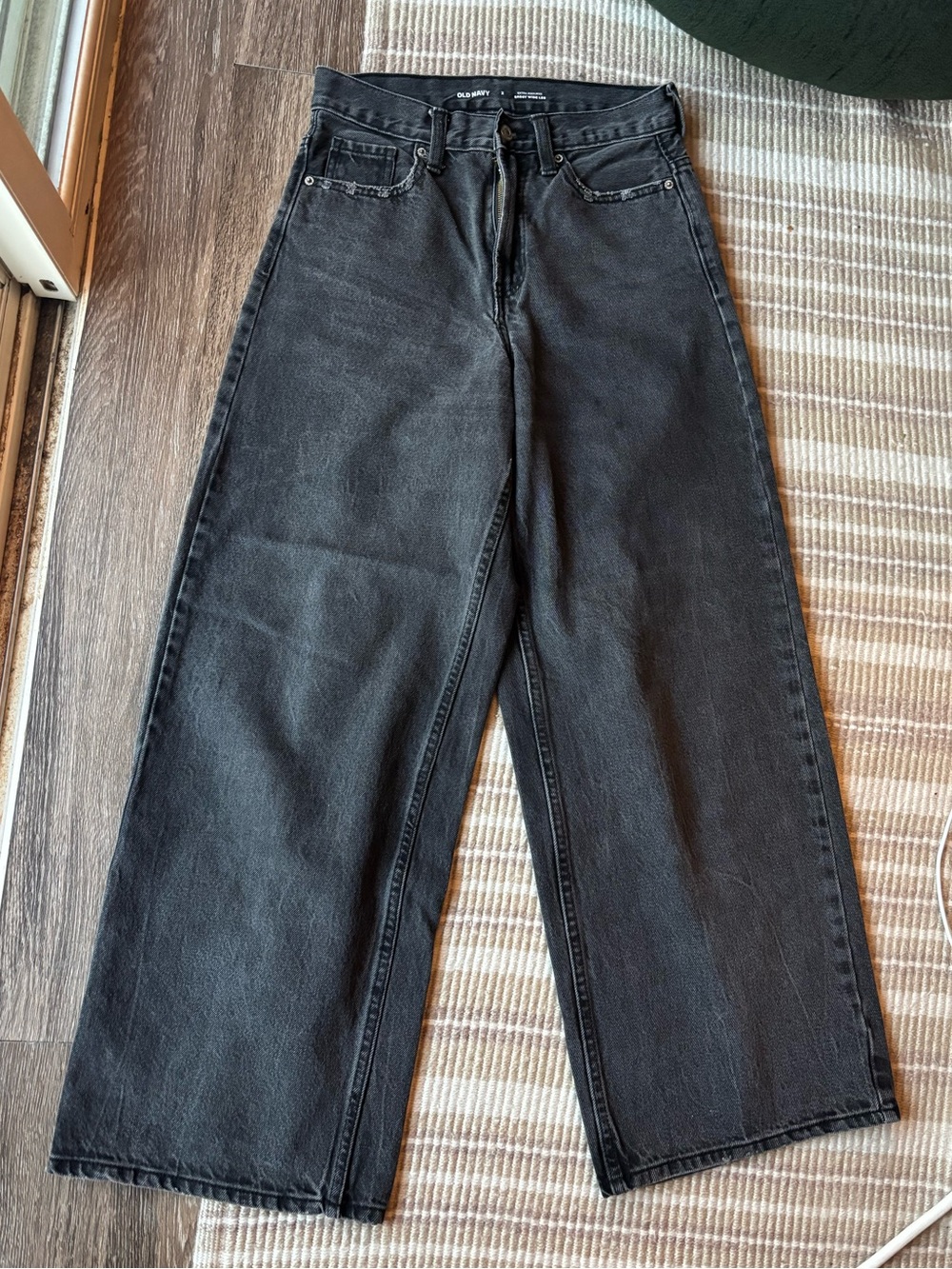 Old Navy charcoal extra high rise baggy Wide-Leg Women's Jeans